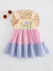 Vestido Infantil Menina Listrado em Camadas Flores 3D