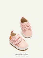 Tênis Bebê Menina Sneaker Velcro Duplo Estampa Coração