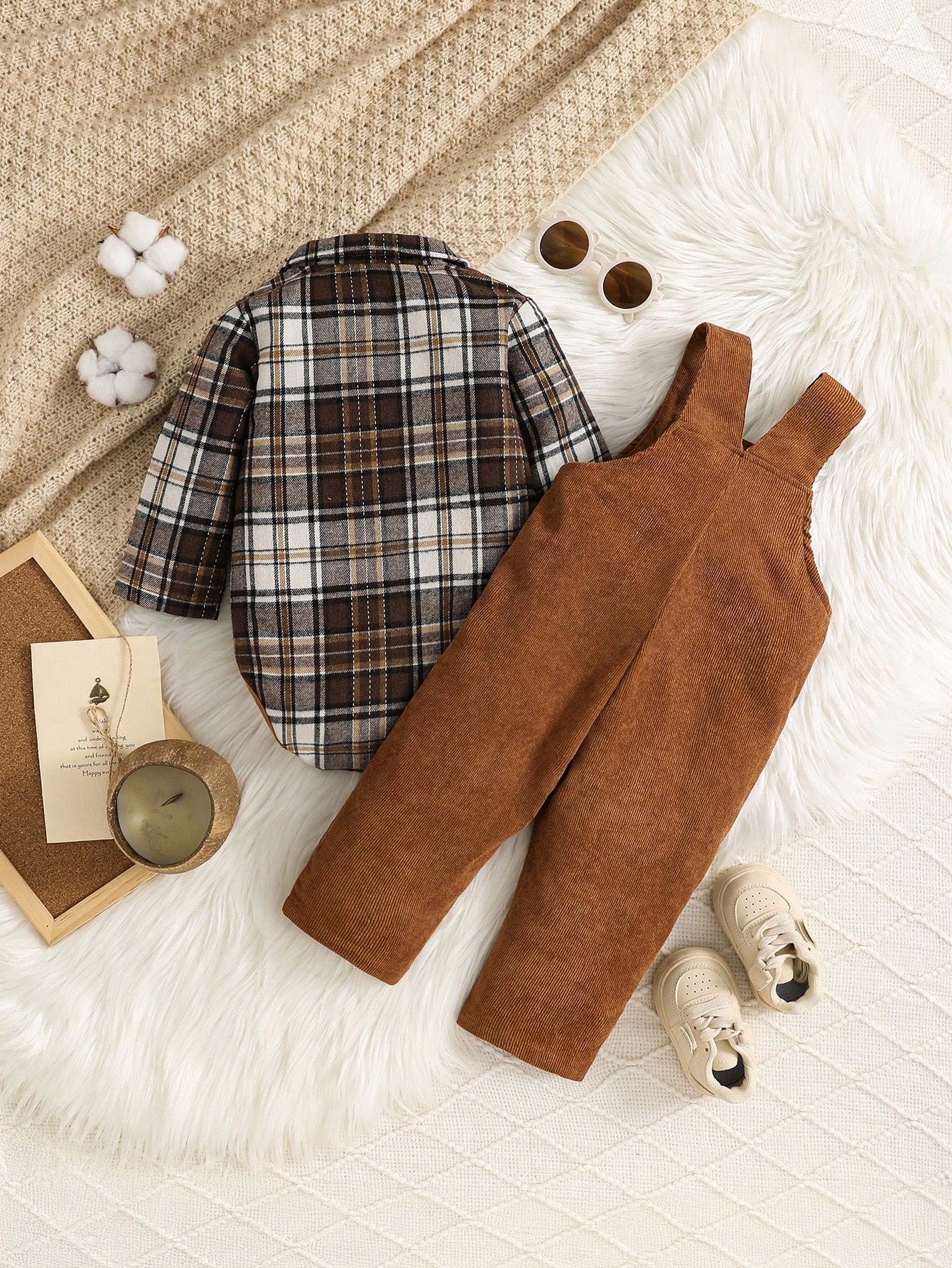 Conjunto 2 Peças Bebê Menino Body Xadrez Manga Longa e Jardineira