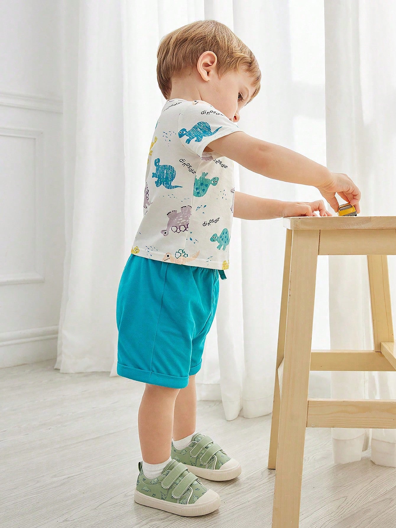 Tênis Infantil Masculino Dinossauro Velcro