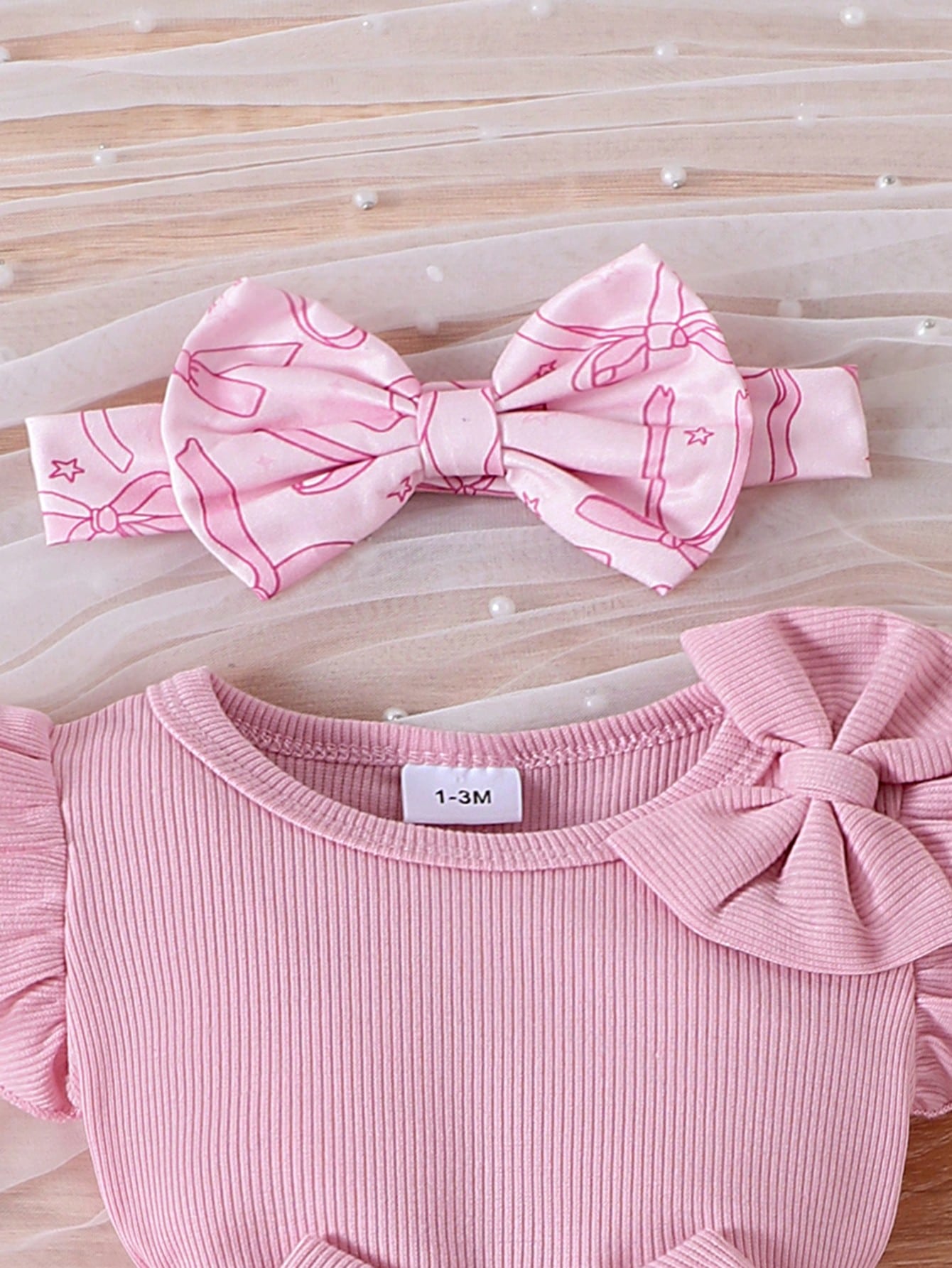 Conjunto Bebê Menina 3 Peças Body Borboleta Shorts Estampado e Faixa de Cabelo