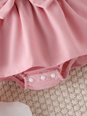 Conjunto Body Vestido Bebê Menina Kit 4 Peças Coração 3D Laço Manga Bufante Faixa e Meia
