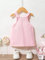 Jardineira Infantil Menina Denim Bordado Floral Bolso Coração