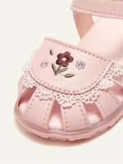 Sandália Bebê Menina Fechada com Luz LED Bordado Floral Renda Velcro