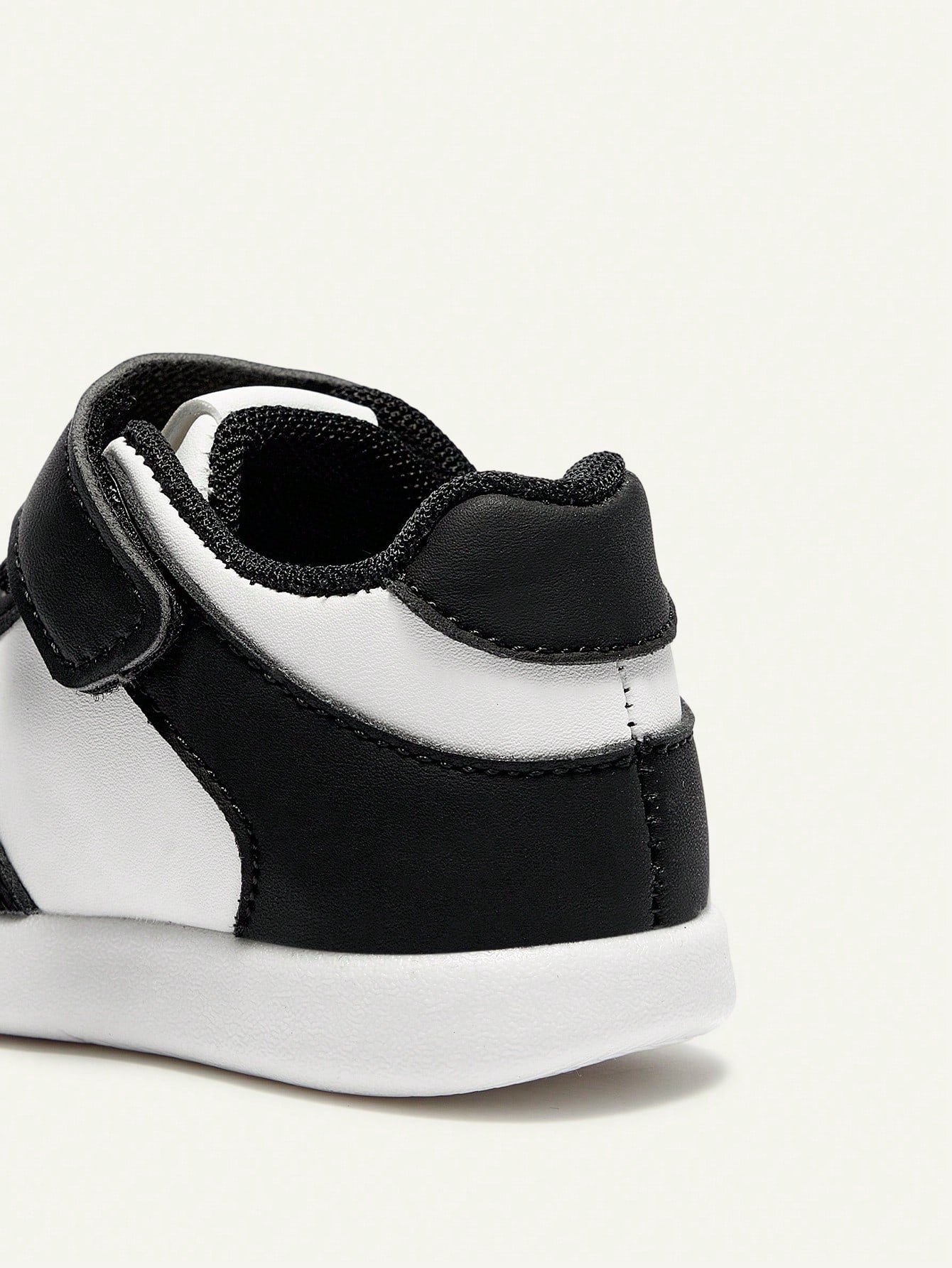 Tênis Infantil Bebê Estilo Sneaker Velcro e Cadarço Couro
