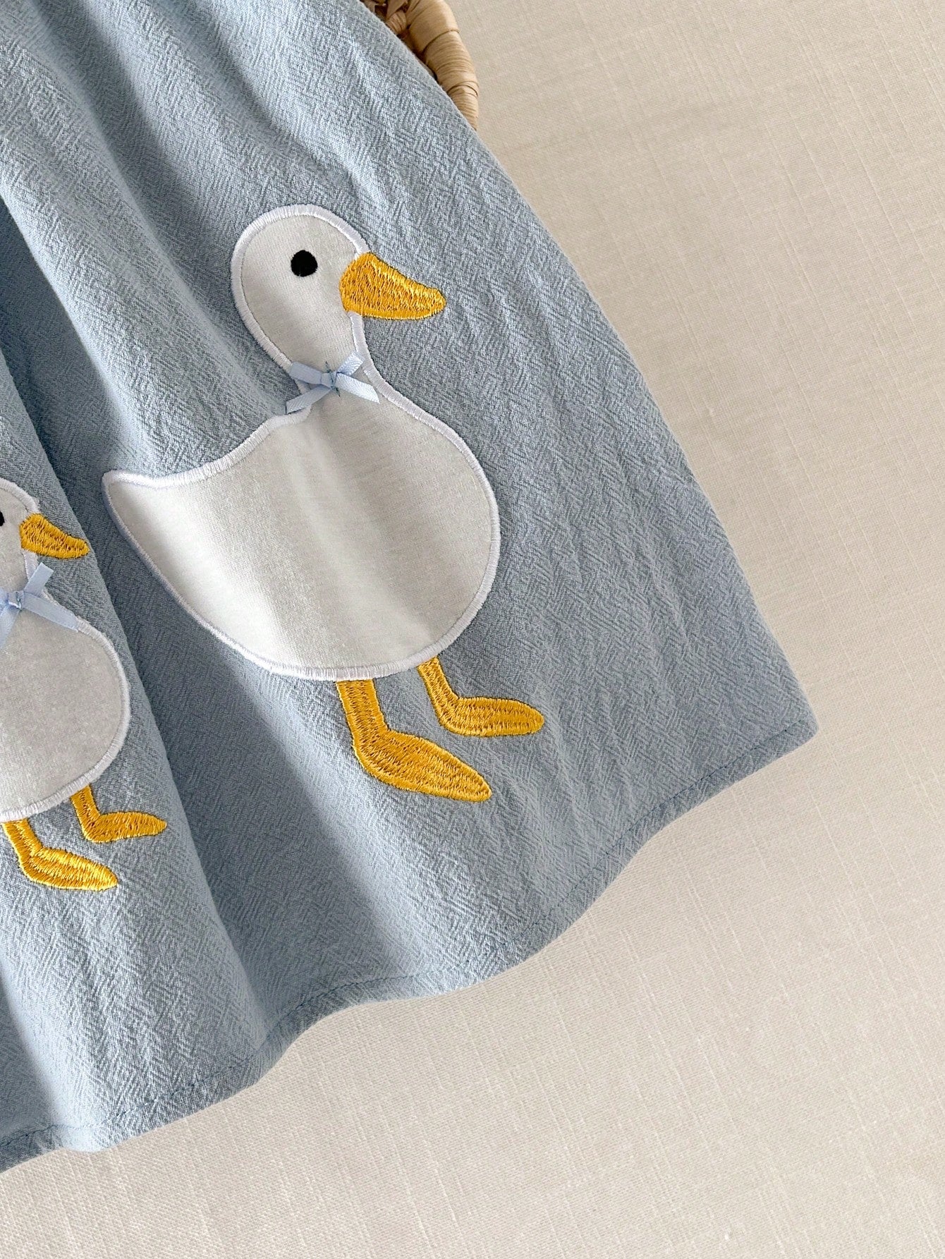 Vestido Bebê Menina Evasê Renda Aplique Pato