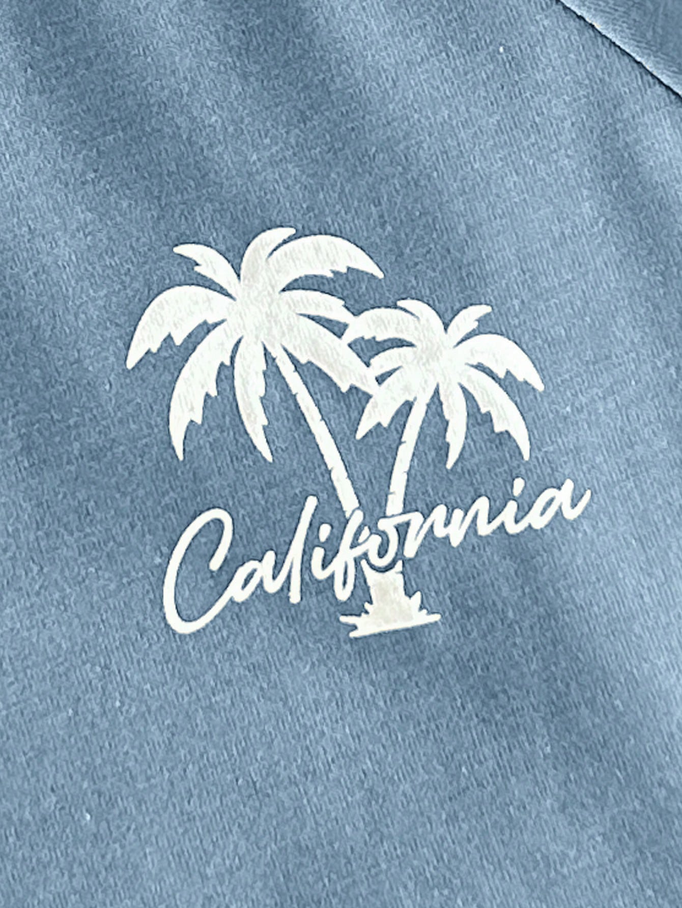 Conjunto Bebê Menino Camiseta Raglan Estampa California e Shorts Listrado