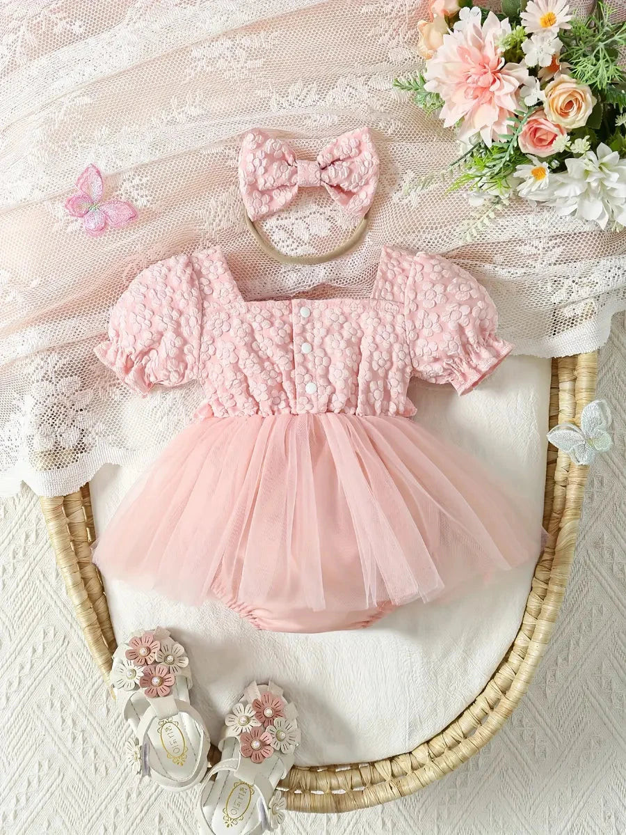 Body Macacão Bebê Menina Saia Tule Jacquard Floral Aplique 3D Manga Balão Tiara Macacão Menina 02 Kabannas 