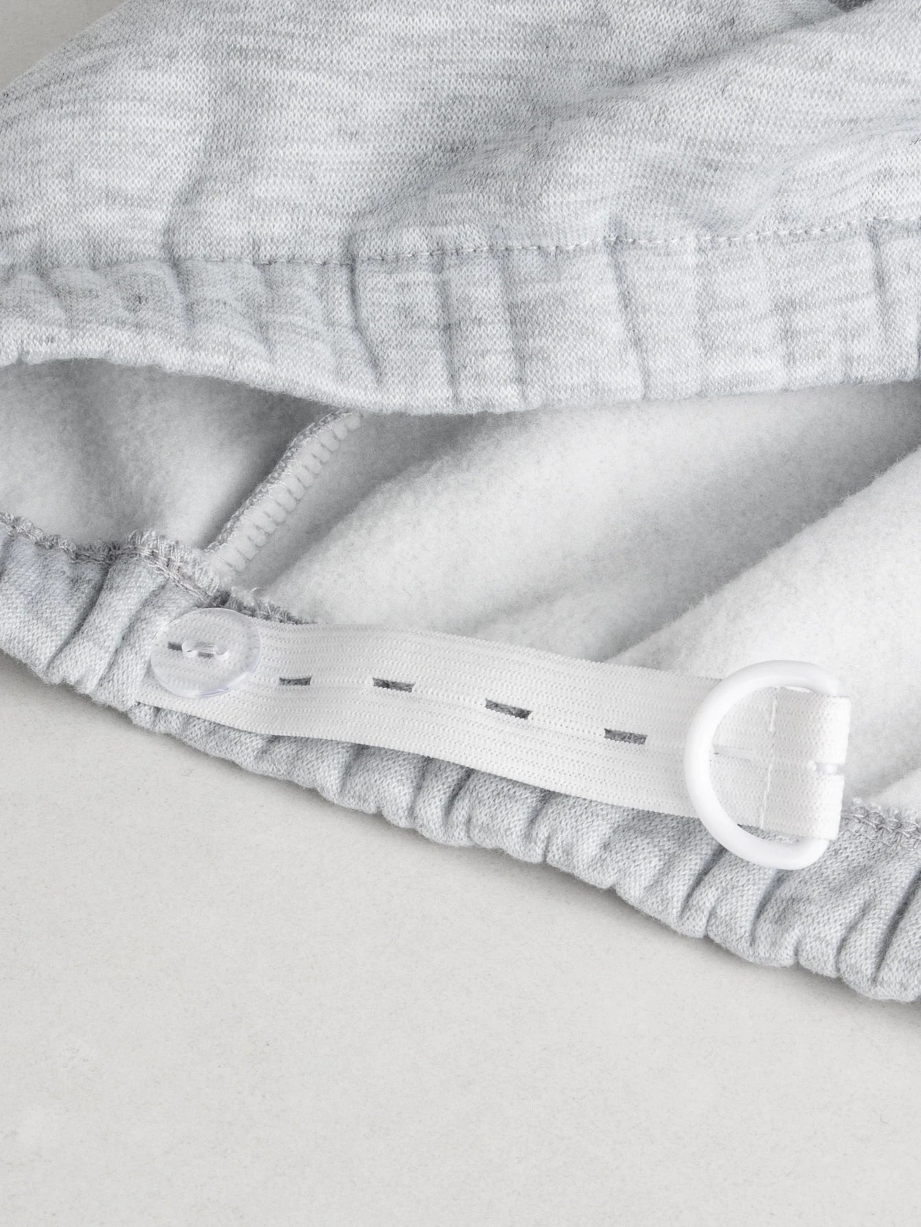 Calça Jogger Gestante de Moletom Cós Alto com Bolsos - Cinza