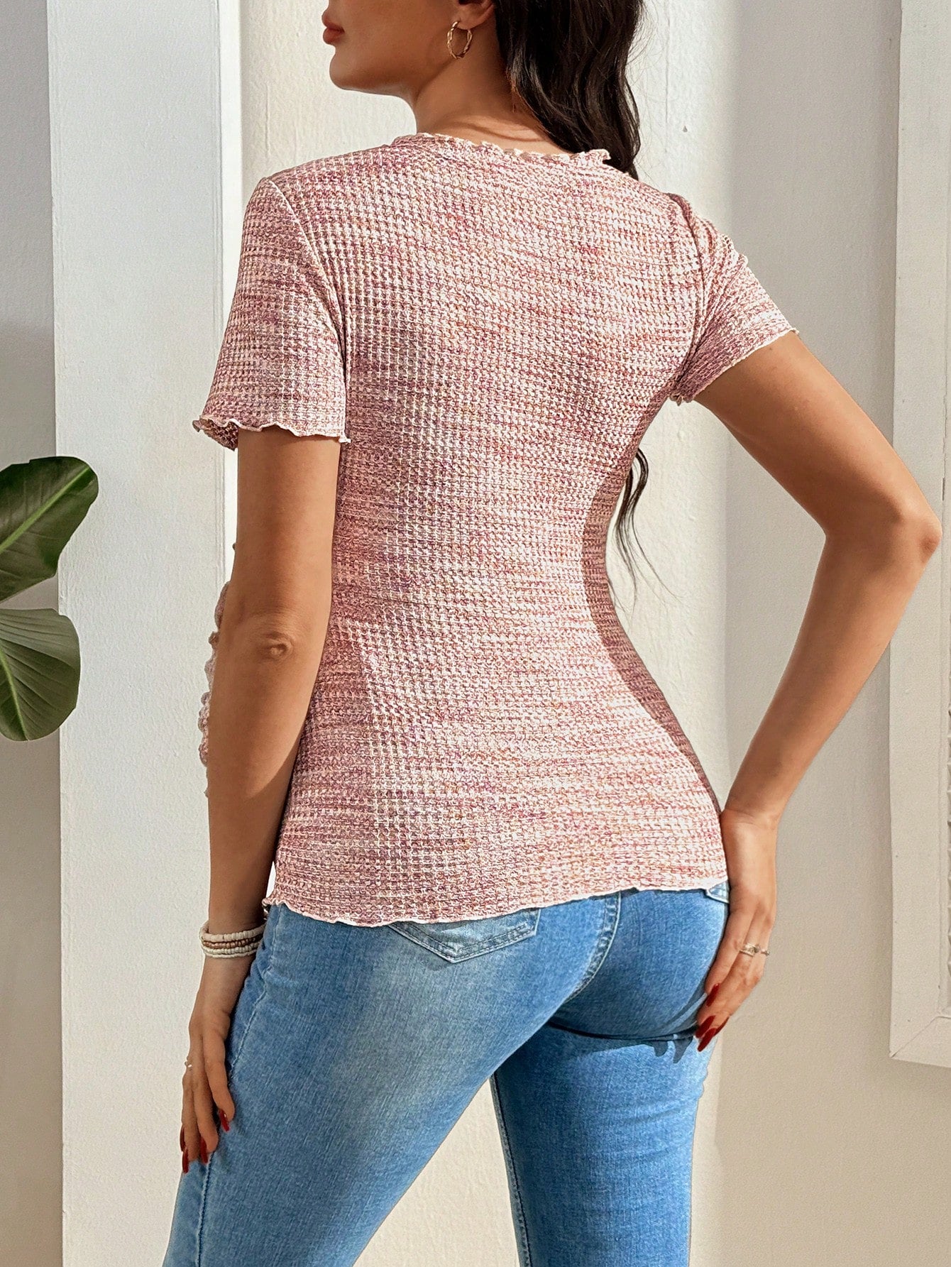 Camiseta Gestante e Amamentação Waffle Transpassada com Nó e Decote V - Rosa mesclado