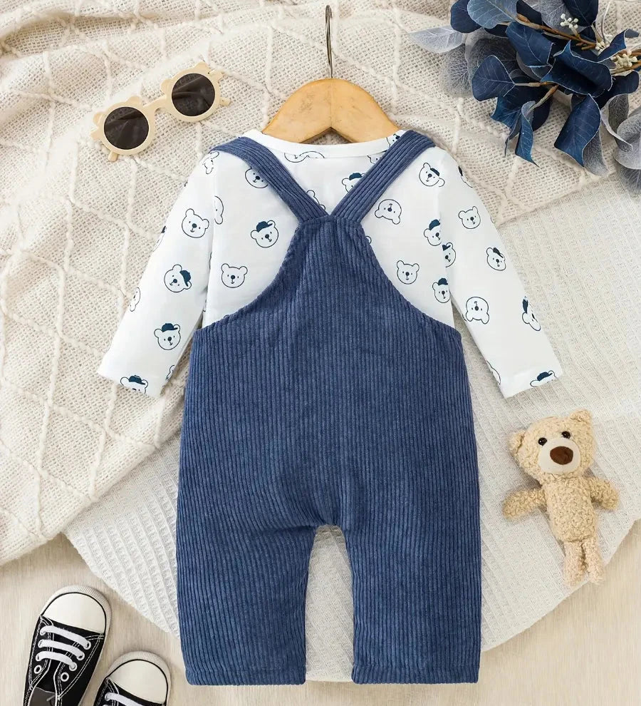 Conjunto 2 Peças Bebê Jardineira Veludo Cotelê Azul com Aplique de Ursinho e Camiseta Manga Longa Estampada Conjunto Menino 17 Kabannas 