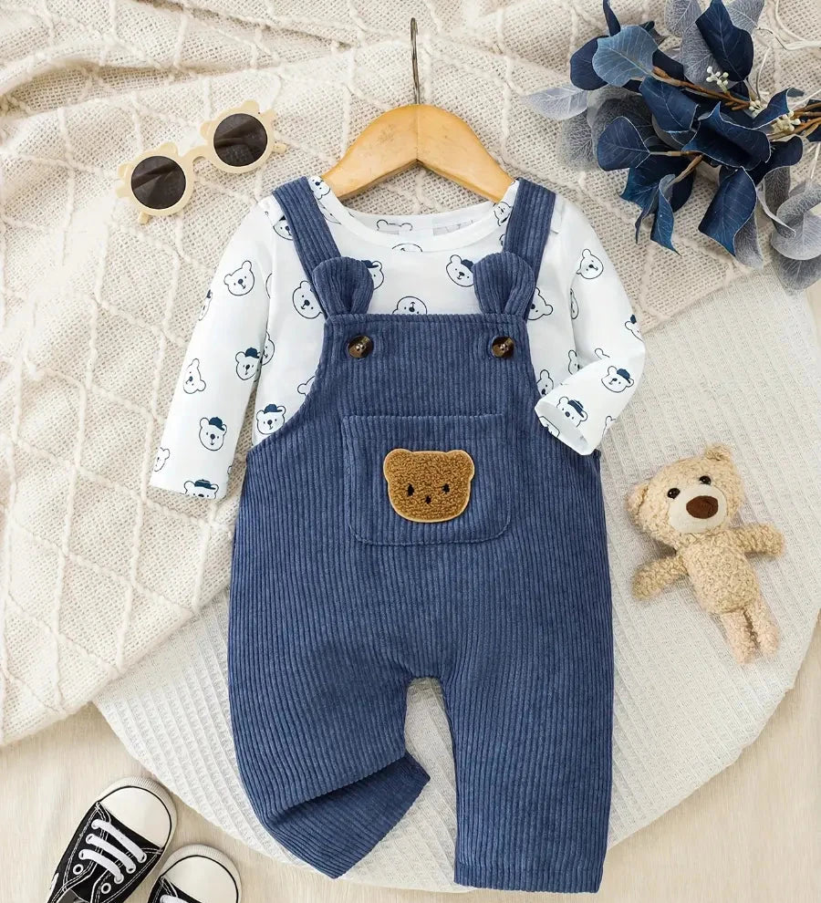 Conjunto 2 Peças Bebê Jardineira Veludo Cotelê Azul com Aplique de Ursinho e Camiseta Manga Longa Estampada Conjunto Menino 17 Kabannas Azul 0-3 Meses 