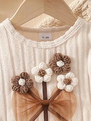 Conjunto 2 Peças Bebê Menina Blusa Manga Longa Flores 3D Malha Canelada e Calça Flare Conjunto Menina 13 Kabannas 