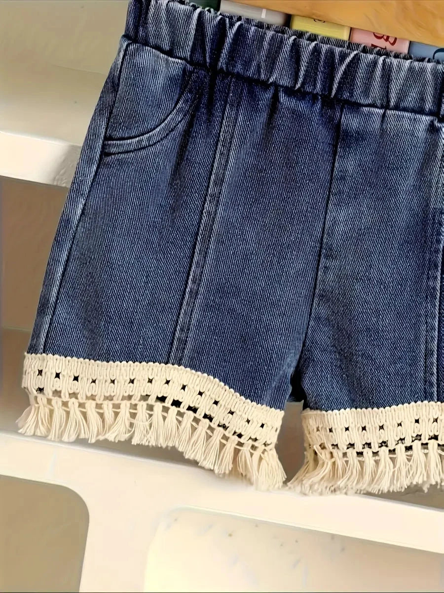Conjunto 2 Peças Bebê Menina Top Canelado Sem Manga Flores em Crochê com Franja e Shorts Jeans com Barra de Macramê Conjunto Menina 08 Kabannas 