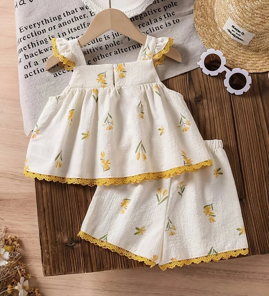 Conjunto 2 Peças Bebê Menina Verão Top Folhos Decote Quadrado Floral e Shorts Renda Conjunto Menina 02 Kabannas Bege 6-9 Meses 