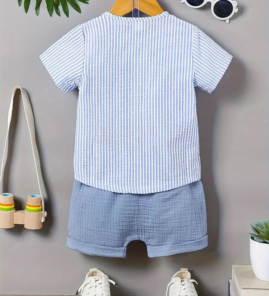 Conjunto 2 Peças Bebê Menino Camisa Listrada Manga Curta e Shorts com Elástico Conjunto Menino 21 Kabannas 