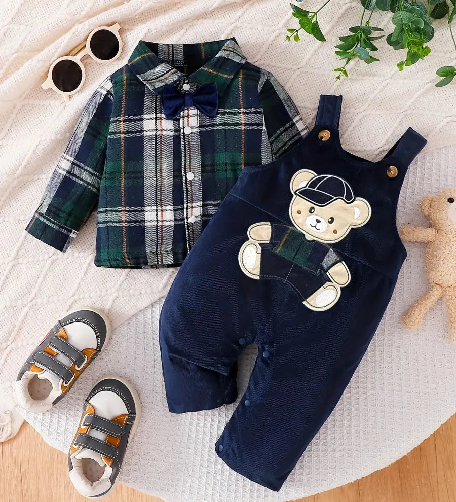 Conjunto 2 Peças Bebê Menino Camisa Xadrez Verde com Jardineira Macacão Veludo Cotelê Bordado Urso Conjunto Menino 09 Kabannas Verde 0-3 Meses 
