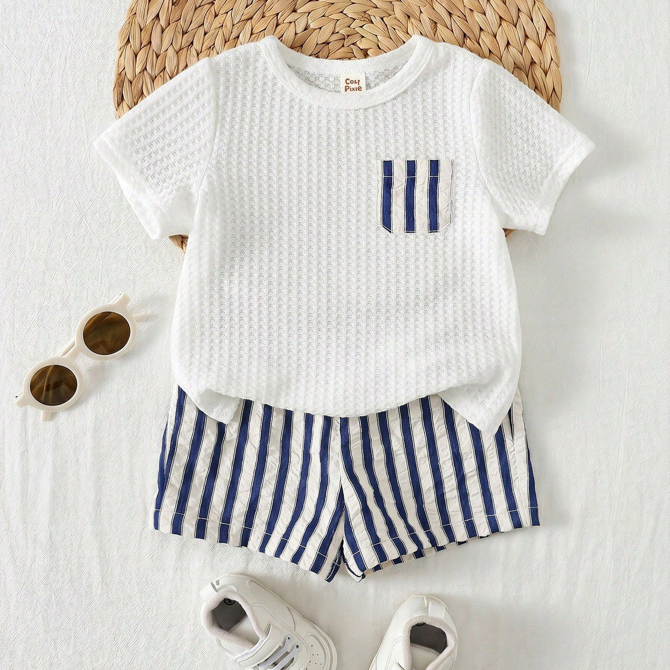 Conjunto 2 Peças Bebê Menino Camiseta Waffle Bolso Patchwork e Shorts Listrado 001 Conjunto Menino 02 Kabannas Azul 3-6 Meses 