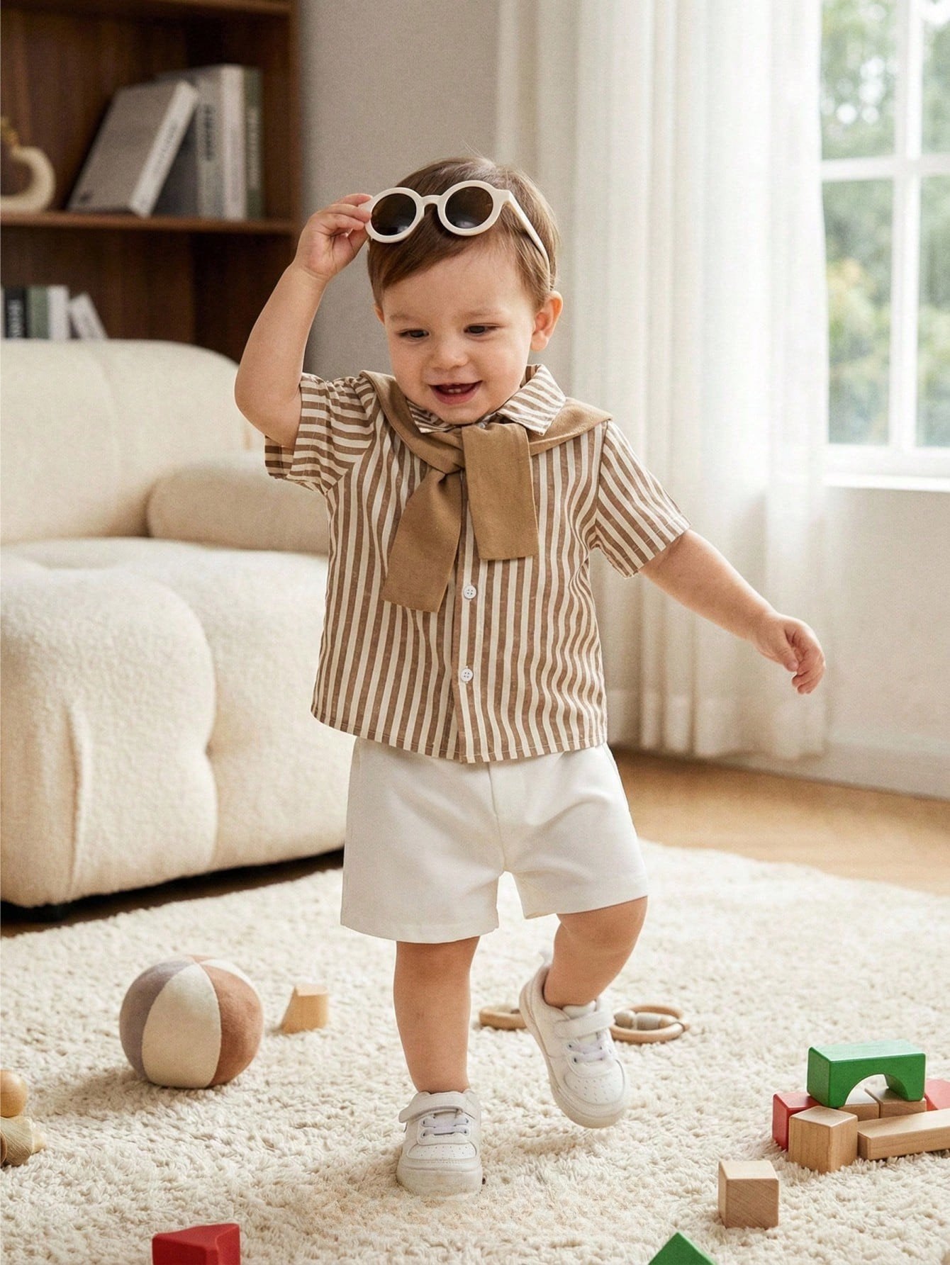 Conjunto 3 Peças Bebê Menino Camisa Listrada e Shorts com Lenço 001 Conjunto Menino 09 Kabannas 
