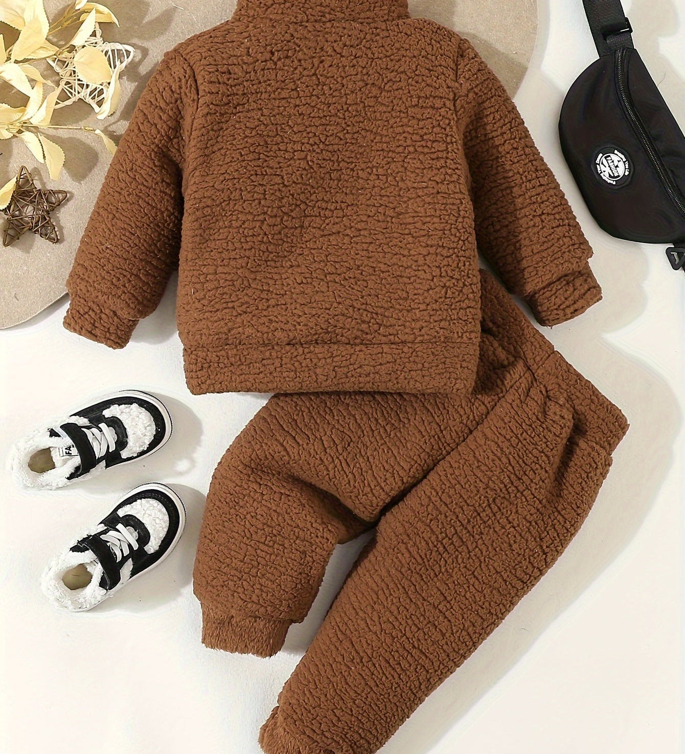 Conjunto Bebê Fleece 2 Peças Blusa Gola Alta Zíper e Calça Jogger Conjunto Menino 22 Kabannas 