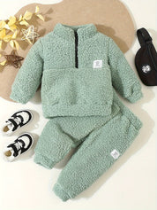 Conjunto Bebê Fleece 2 Peças Blusa Gola Alta Zíper e Calça Jogger Conjunto Menino 22 Kabannas Verde 3-6 Meses 
