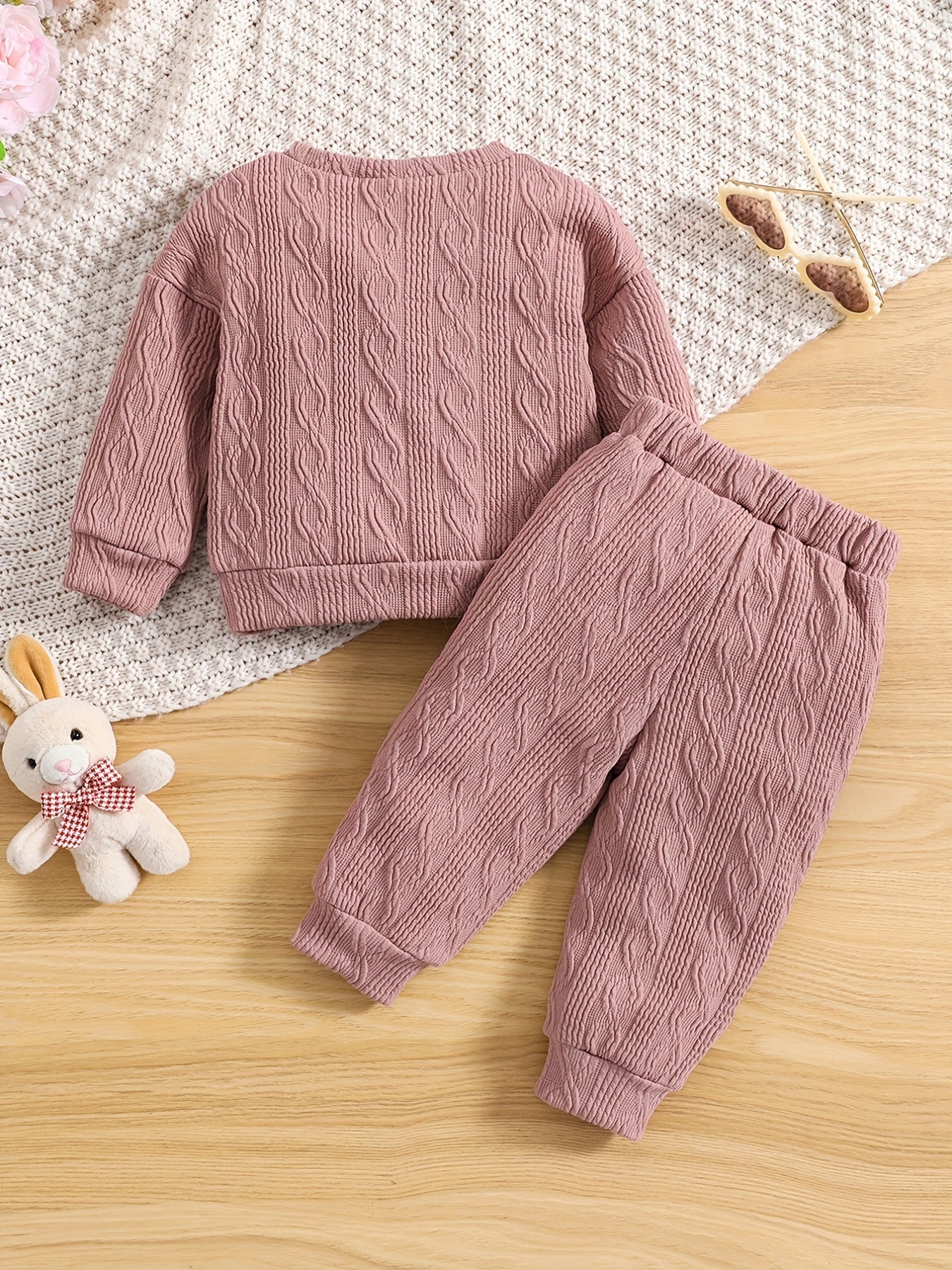 Conjunto Bebê Menina 2 Peças Moletom Texturizado Bordado Coelho com Laço e Calça Conjunto Menina 15 Kabannas 
