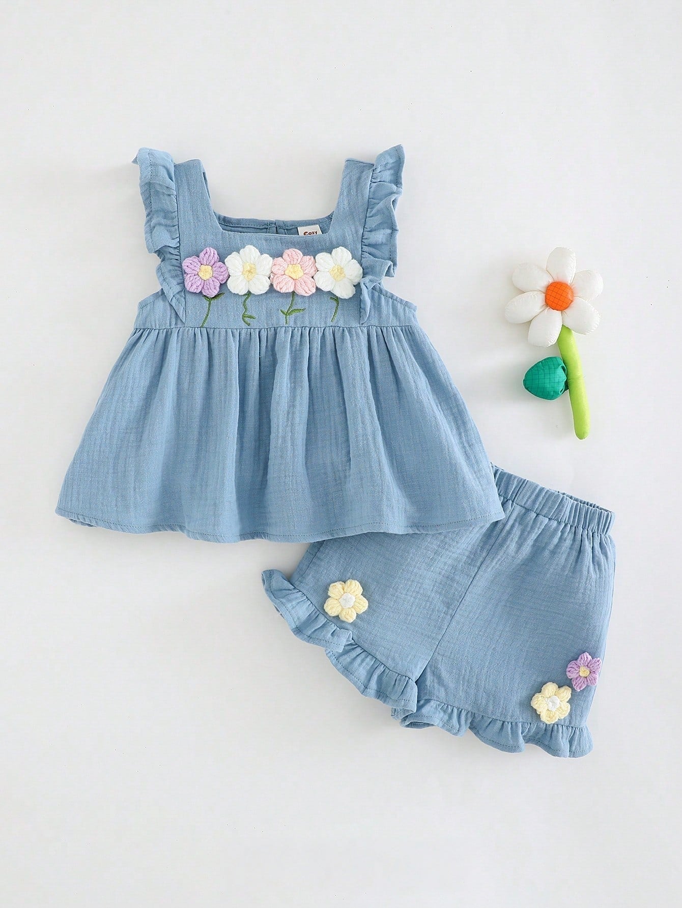 Conjunto Bebê Menina com Flores Aplicadas Babados e Shorts 003 Conjunto Menina 11 Kabannas Azul 3-6 Meses 