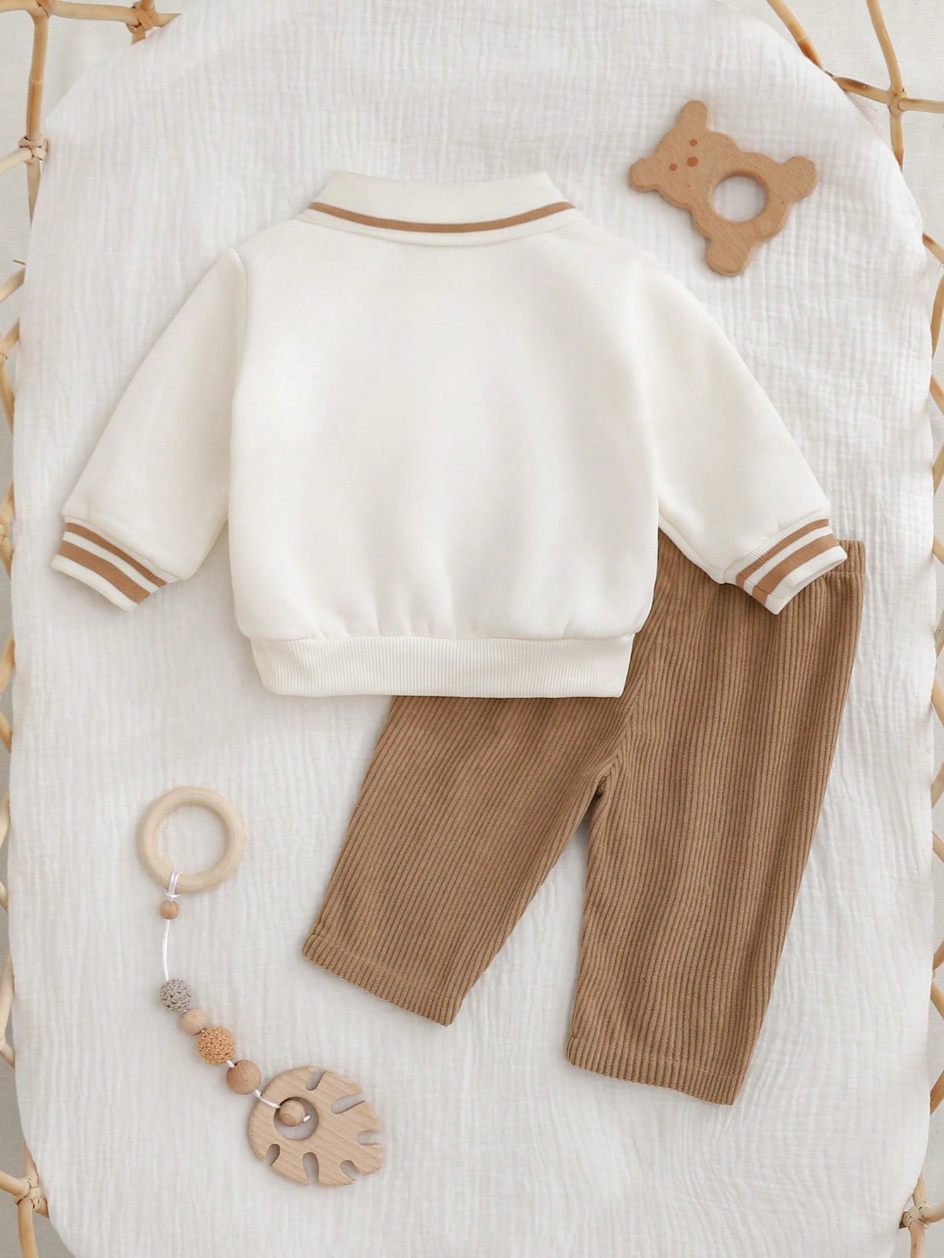 Conjunto Bebê Menino 2 Peças Moletom Gola Polo Bordado Urso e Calça Canelada 001 Conjunto Menino 03 Kabannas 