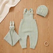 Conjunto Bebê Tricô Jardineira com Touca e Naninha 3 Peças Moda Vintage Infantil 88 Kabannas Verde claro 0-3 Meses 