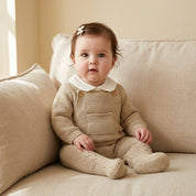 Conjunto Bebê Tricô Vintage com Jardineira e Blusa Gola Polo 2 Peças Moda Vintage Infantil 86 Kabannas Bege Recém-nascido 