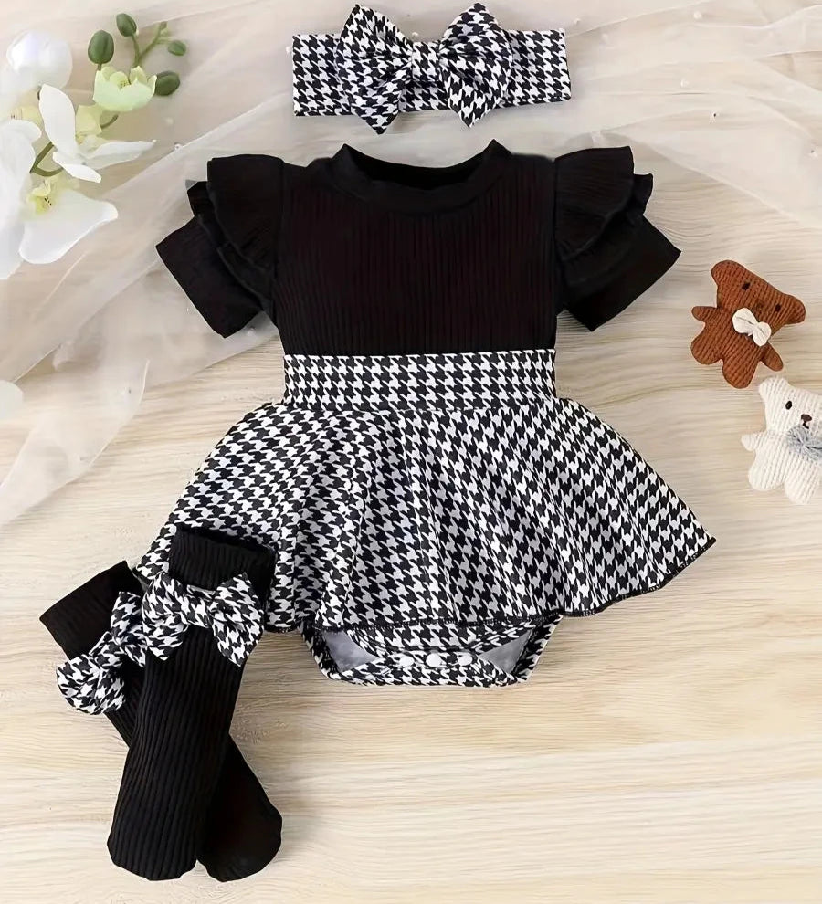 Conjunto Body Bebê Menina 3 Peças Macacão Saia Pied-de-Poule Manga Borboleta com Tiara e Meias Conjunto Menina 10 Kabannas Preto 0-3 Meses 