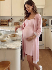 Conjunto Gestante e Amamentação Robe com Renda e Camisola Listrada - Rosa