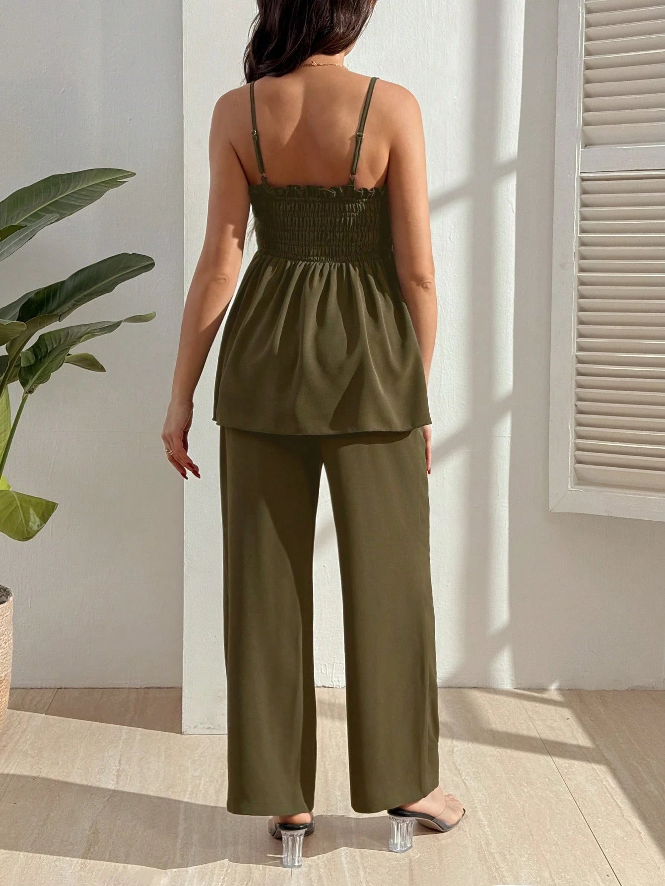 Conjunto Gestante Top Lastex de Alças e Calça Reta Verde Militar - Verde militar