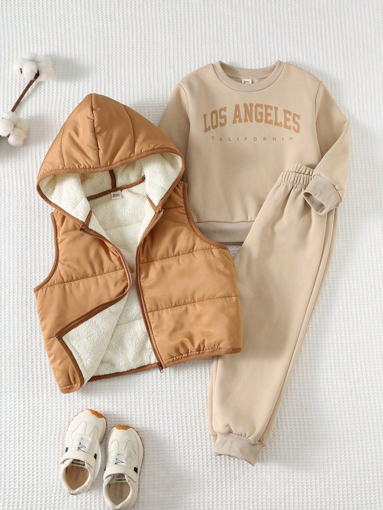 Conjunto Infantil Menino 3 Peças Moletom Calça e Colete Puffer com Capuz
