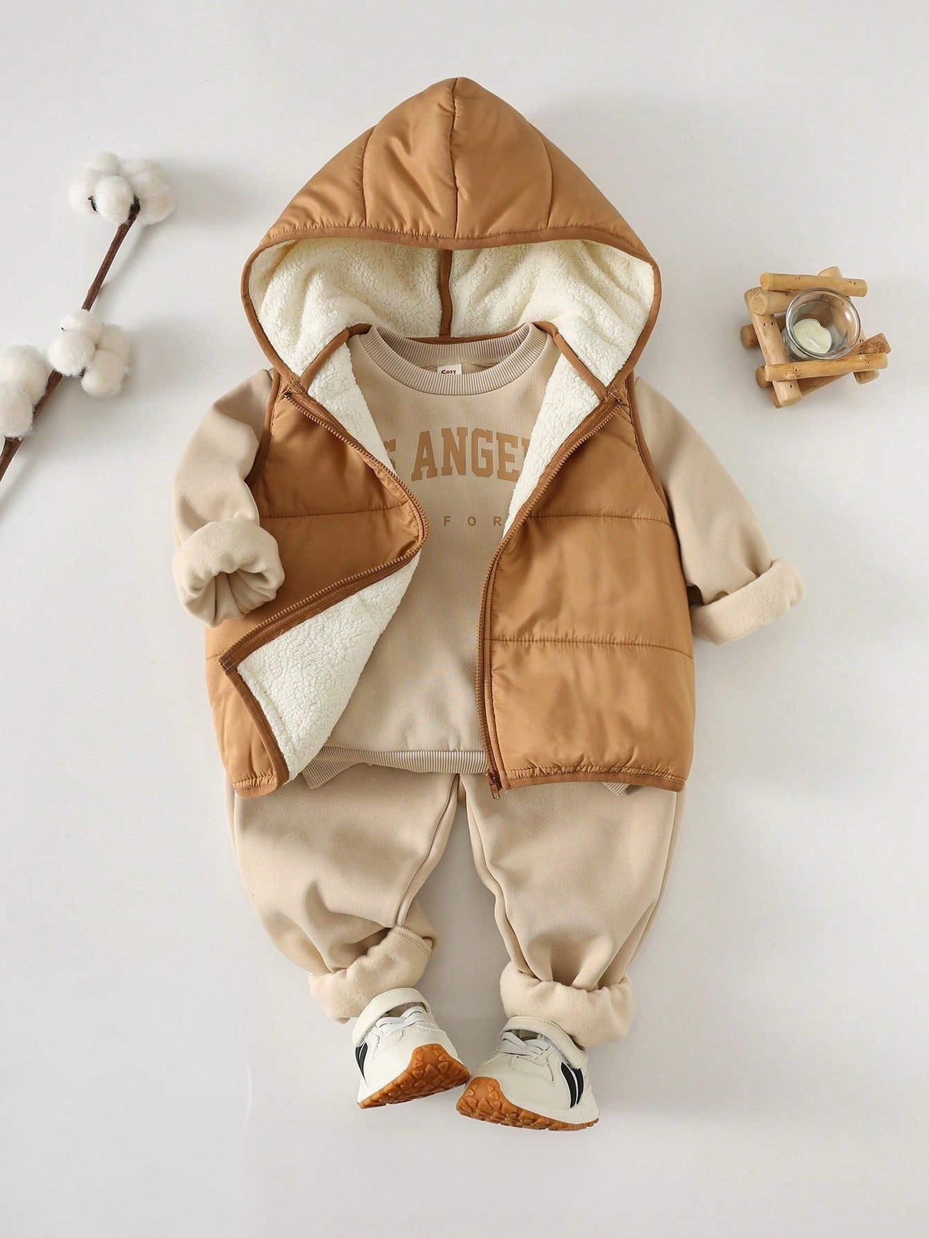 Conjunto Infantil Menino 3 Peças Moletom Calça e Colete Puffer com Capuz