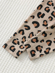 Conjunto Infantil Menina Moletom Oncinha com Laço e Calça Legging - Bege oncinha