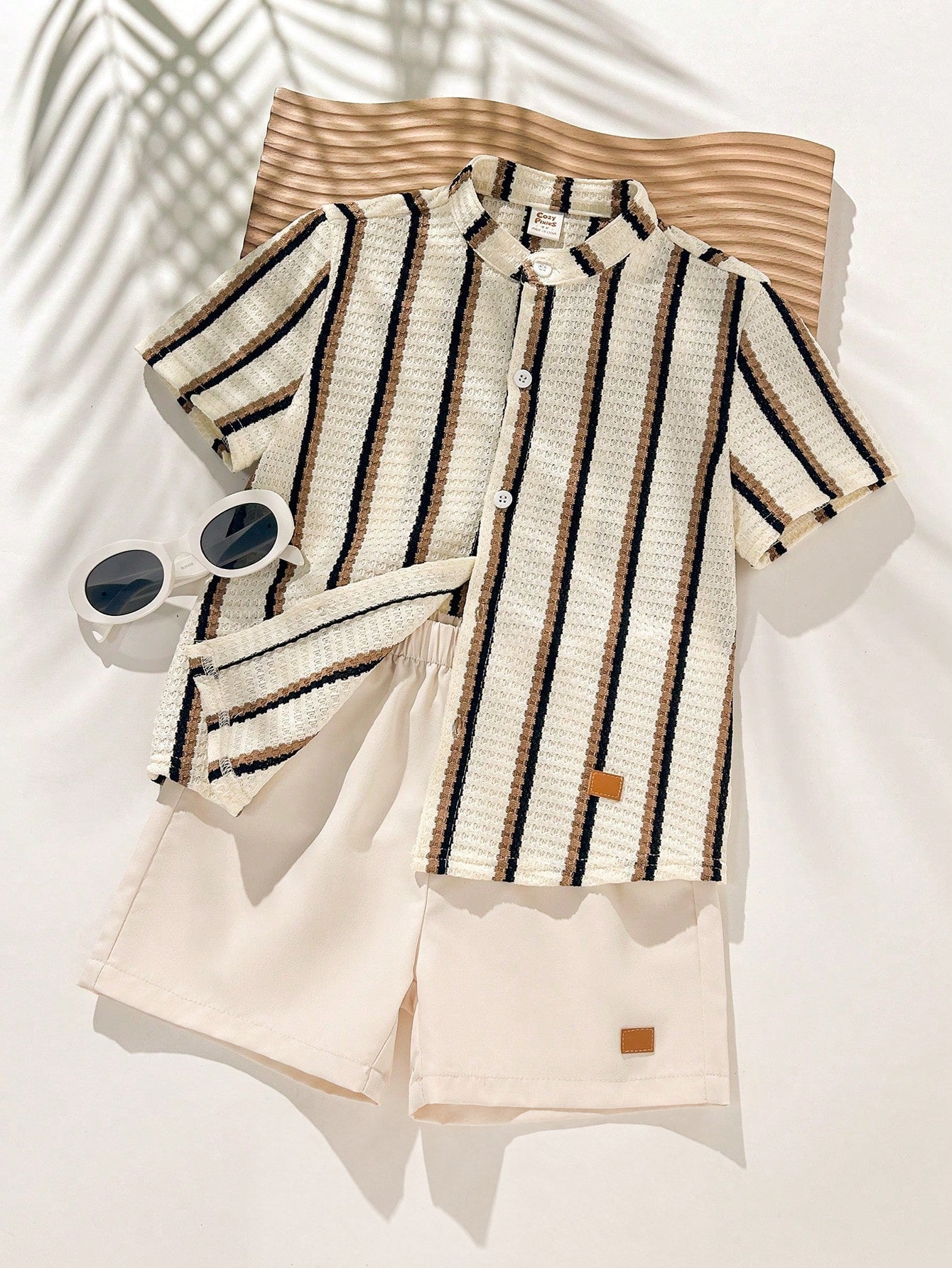 Conjunto Infantil Menino Camisa Listrada com Botões e Bermuda