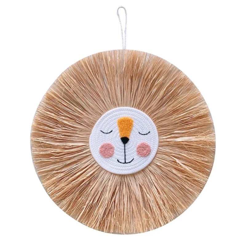 Decoração de Parede em Ráfia Feita à Mão Decoração de Parede 01 Kabannas Leão alegre 