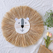 Decoração de Parede em Ráfia Feita à Mão Decoração de Parede 01 Kabannas Leão tranquilo 