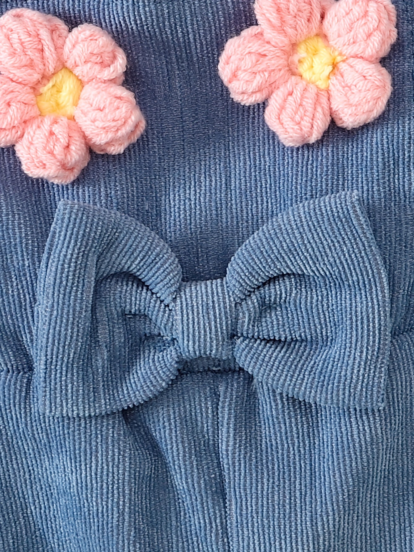 Conjunto 2 Peças Bebê Menina Jardineira com Flores e Top Canelado Manga Longa