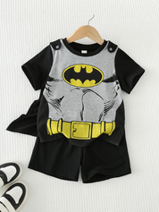 Fantasia infantil com capa e shorts – vista principal