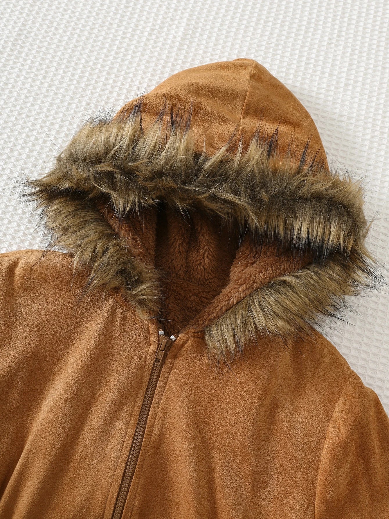 Jaqueta Infantil Menino Parka com Capuz de Pelúcia e Forro Quentinho - Castanho