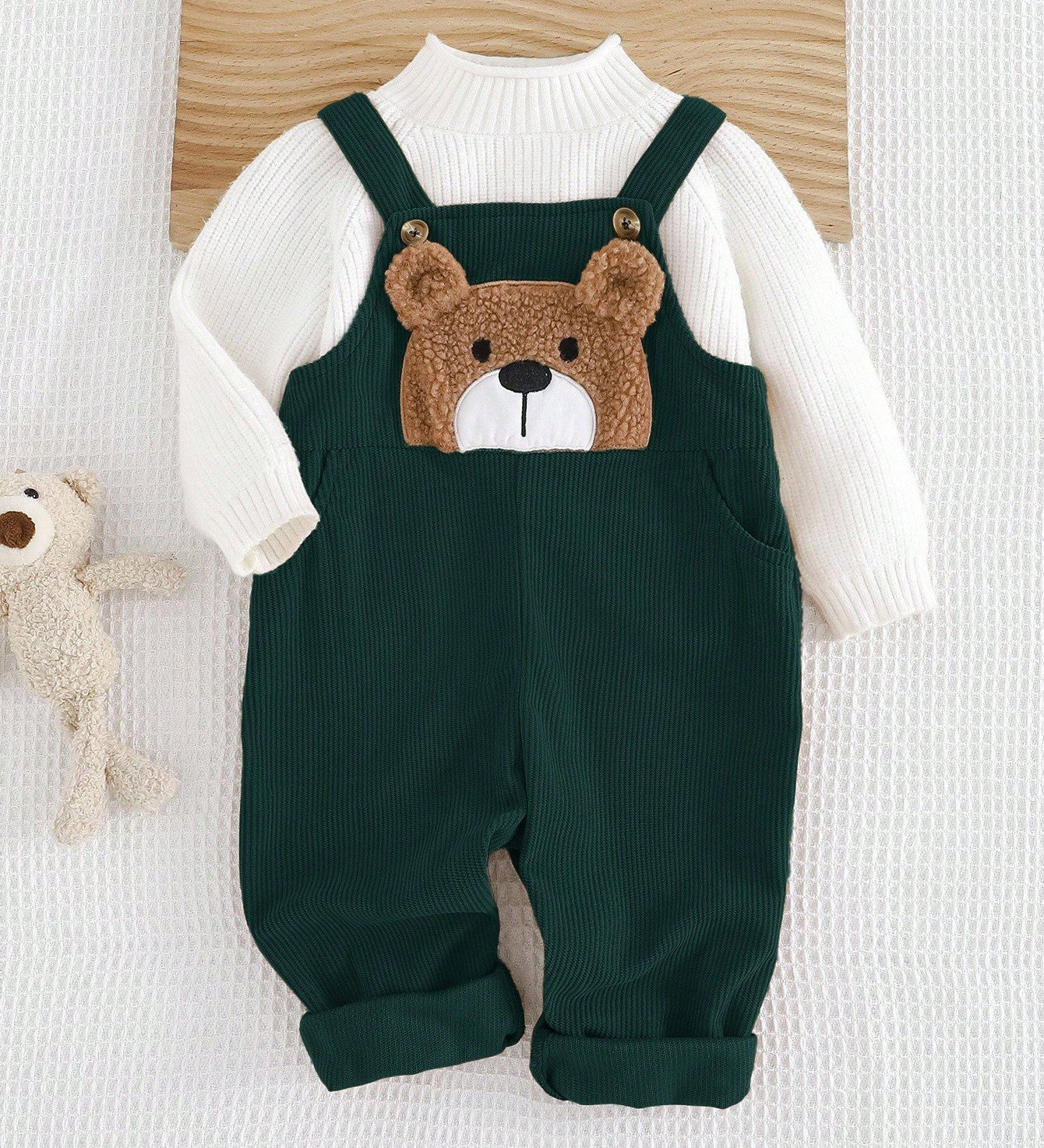 Jardineira Bebê Menino Canelada Aplique Urso 3D 001 Macacão Menino 04 Kabannas Verde Recém-nascido 