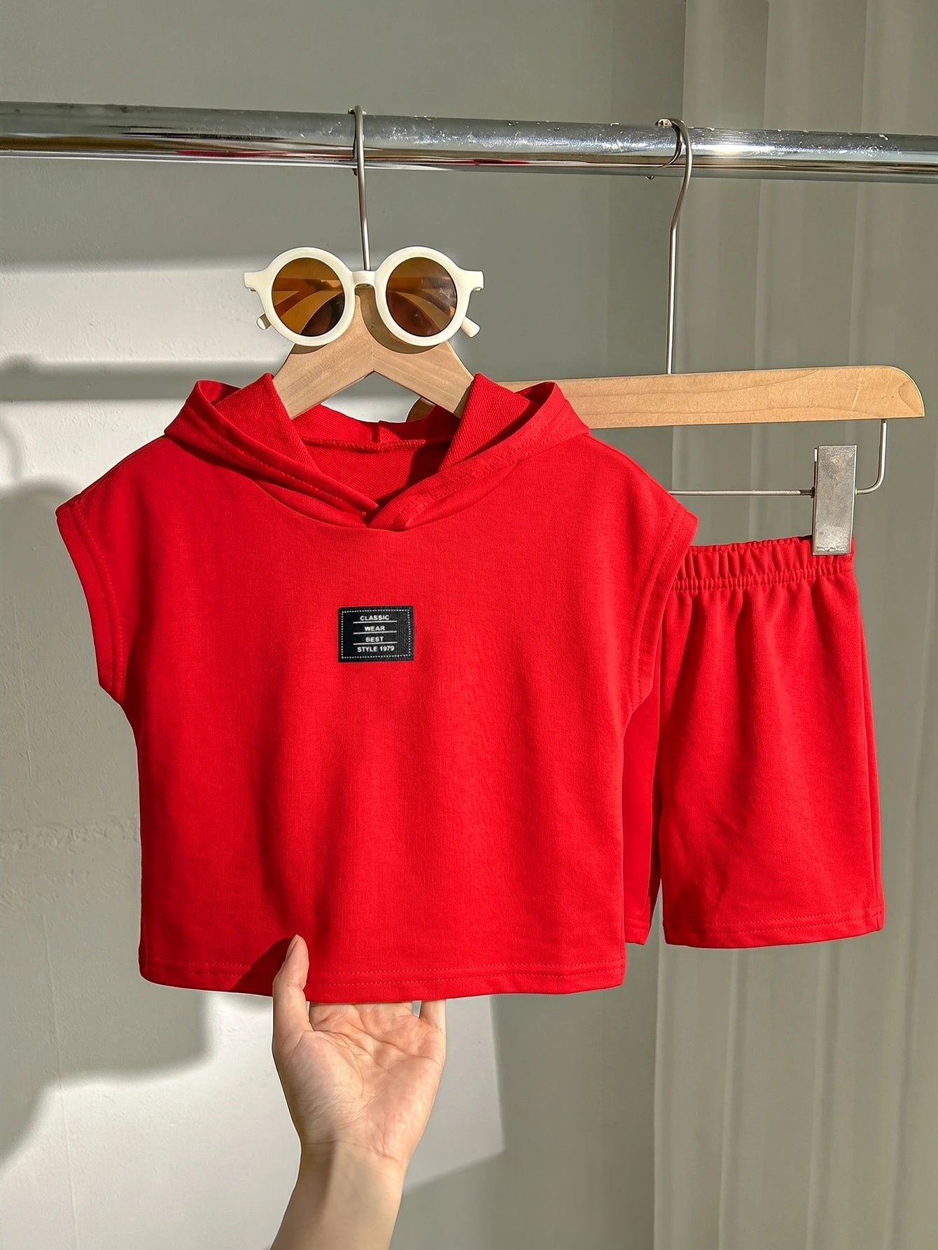 Conjunto Infantil Menino Regata com Capuz e Shorts