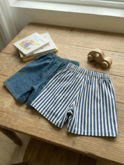 Kit 2 Shorts Infantil Menino Listrado e Liso com Patch de Urso - Azul e listrado