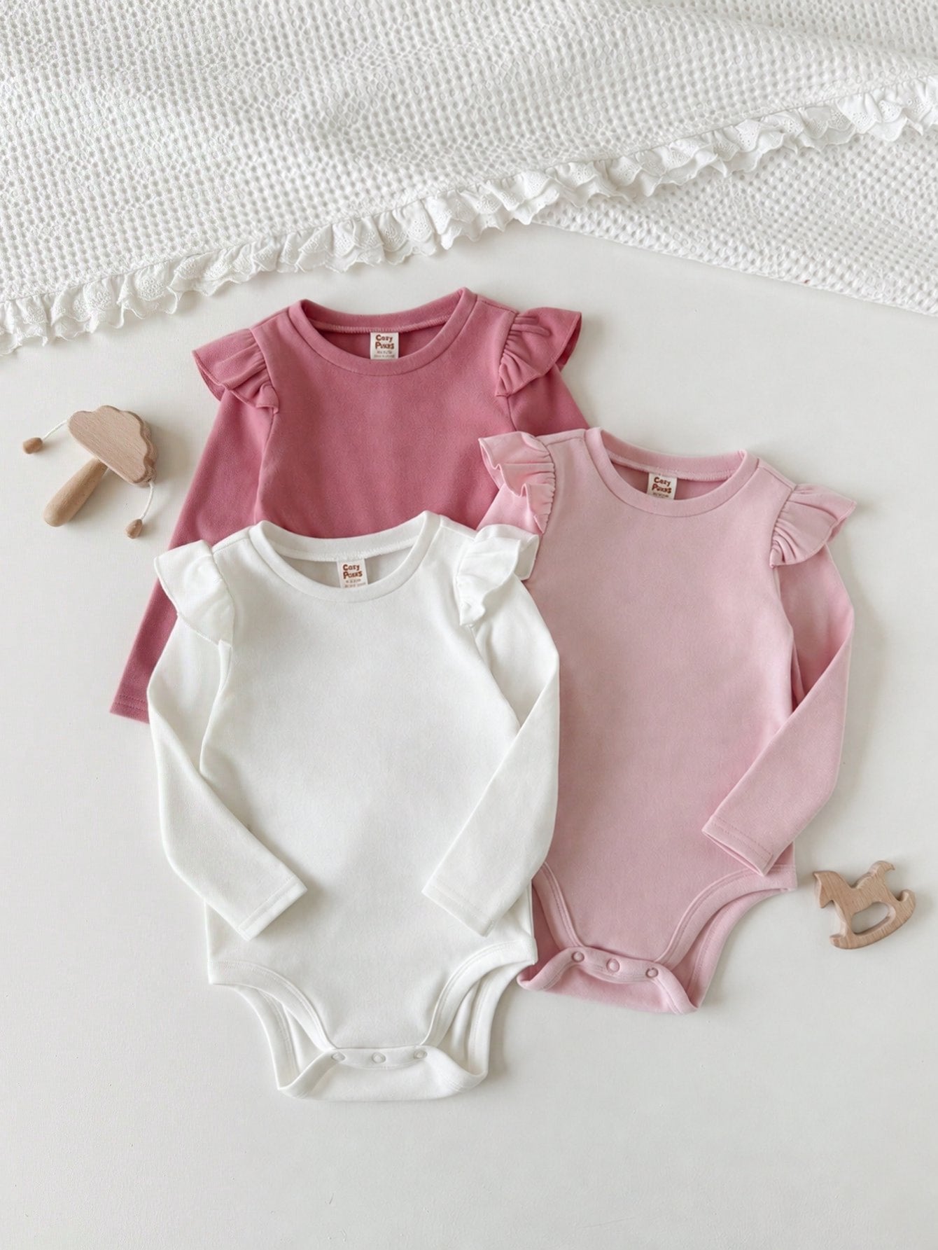 Kit 3 Bodies Bebê Menina Manga Longa Babado Borboleta 004 Body Menina 02 Kabannas Rosa e branco 0-1 Meses 