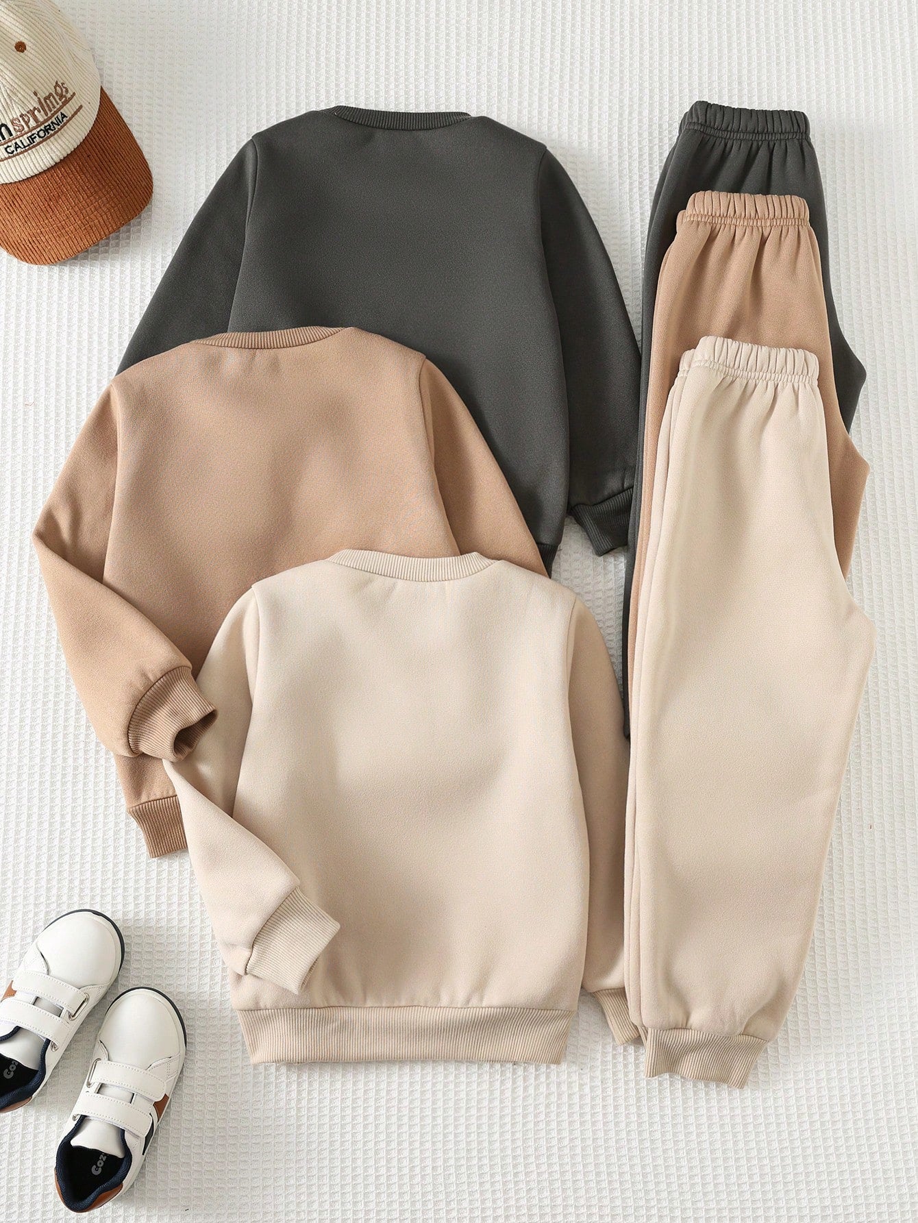 Kit 3 Conjuntos Infantil Menino Moletom Forrado e Calça Jogger - Tons terrosos