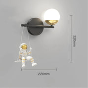 Luminária de Parede Astronauta para Quarto Infantil Luminária de Parede 01 Kabannas Astronauta B - Esquerda 