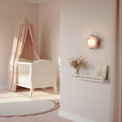 Luminária de Parede Infantil LED Flor de Resina Arandela de Parede 02 Kabannas 