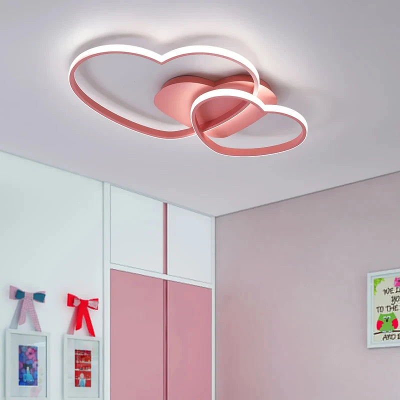 Luminária de Teto Infantil Corações Luminária 04 Kabannas 